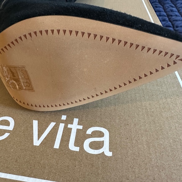 Brand new Dolce Vita suede boots - Picture 3 of 4